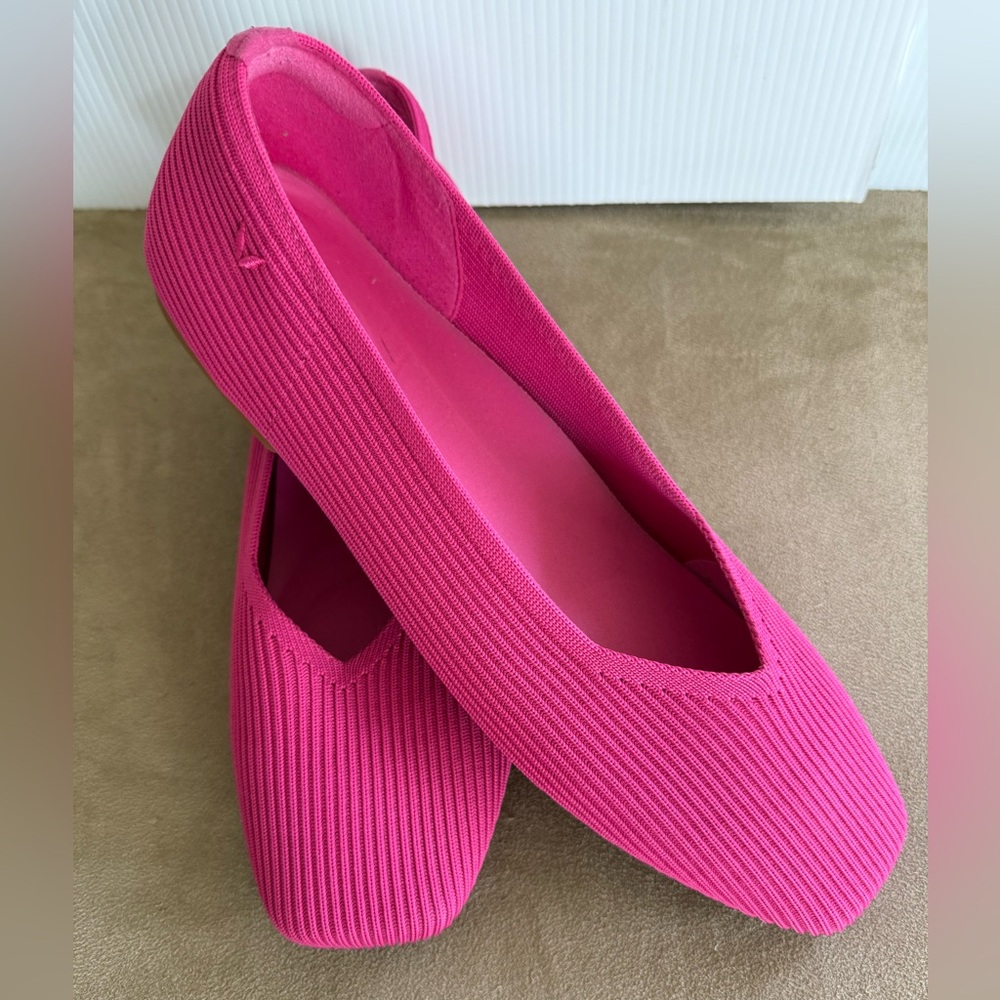 Vivaia Margot 2.0 flats Size 11 in Magenta